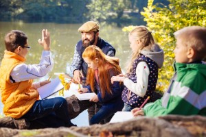 Старший вожатый